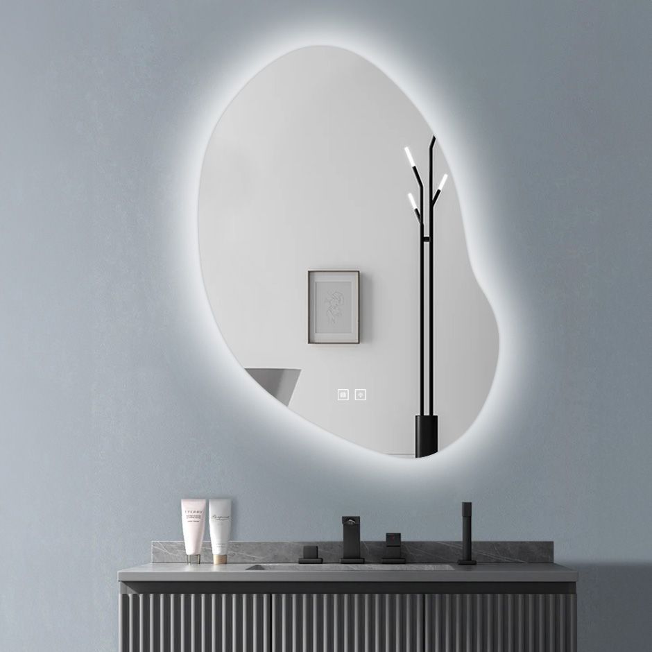 Oglinda Cirro: perete -, mobilier canelat, baterii