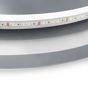 Detaliu al oglinzii Solenne: banda LED din spatele inelului, cu diametrul de 68,5 cm