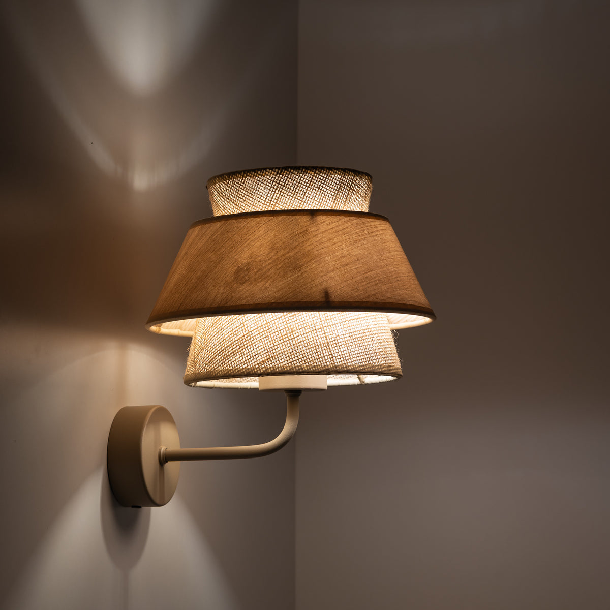 Aplică Kalum, lemn