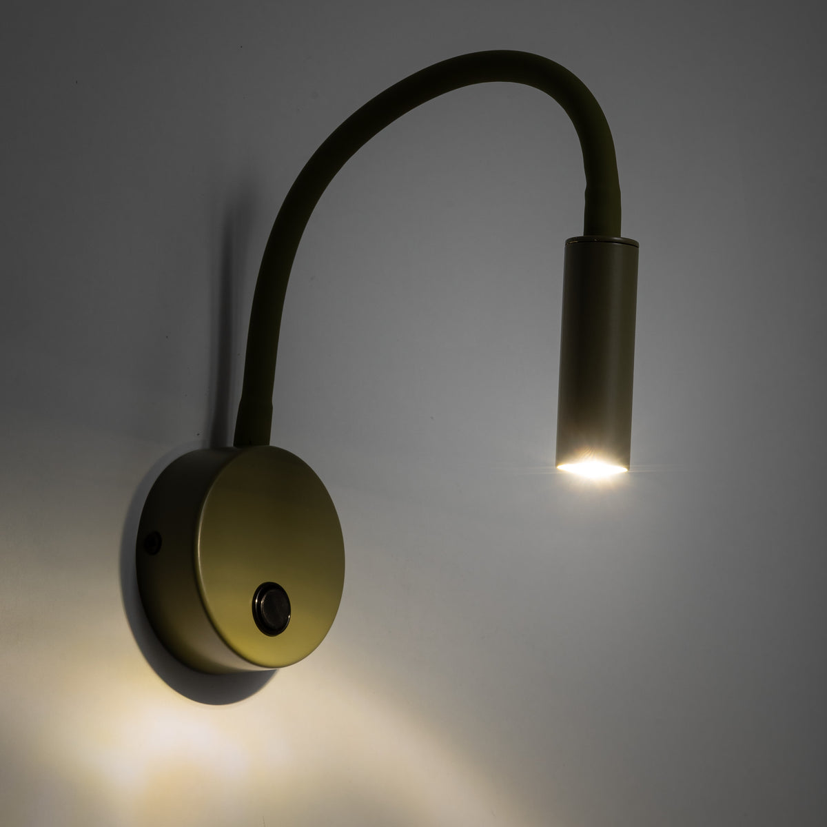 Aplică Lagos din metal, oliv, 8 W, în funcție de bec