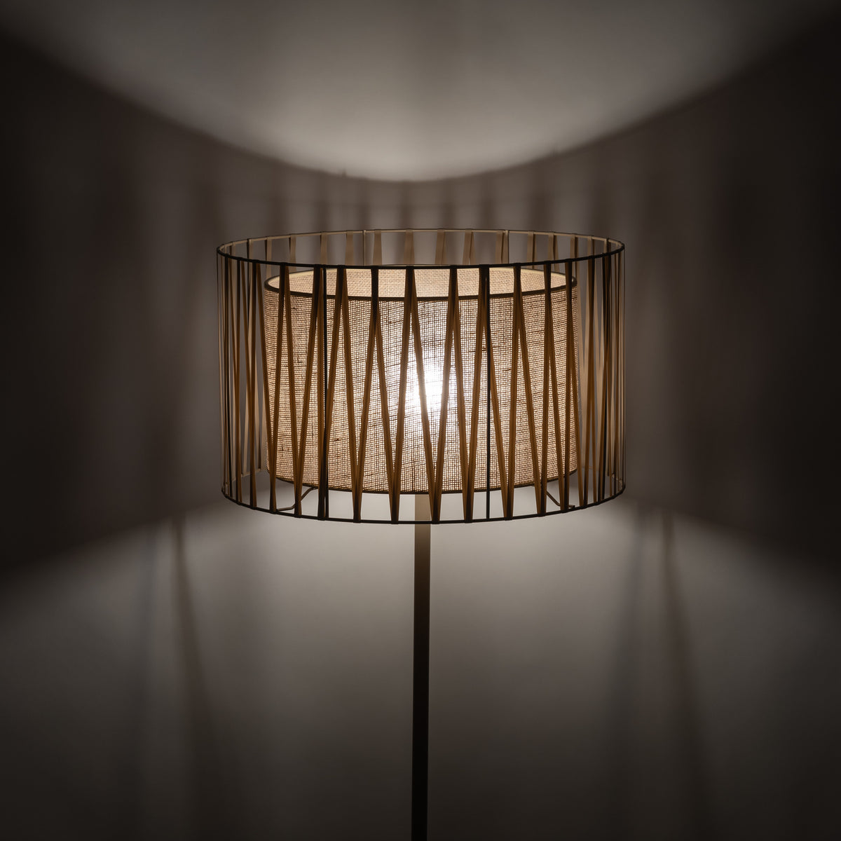 Lampă de podea Harmony, salvie iută