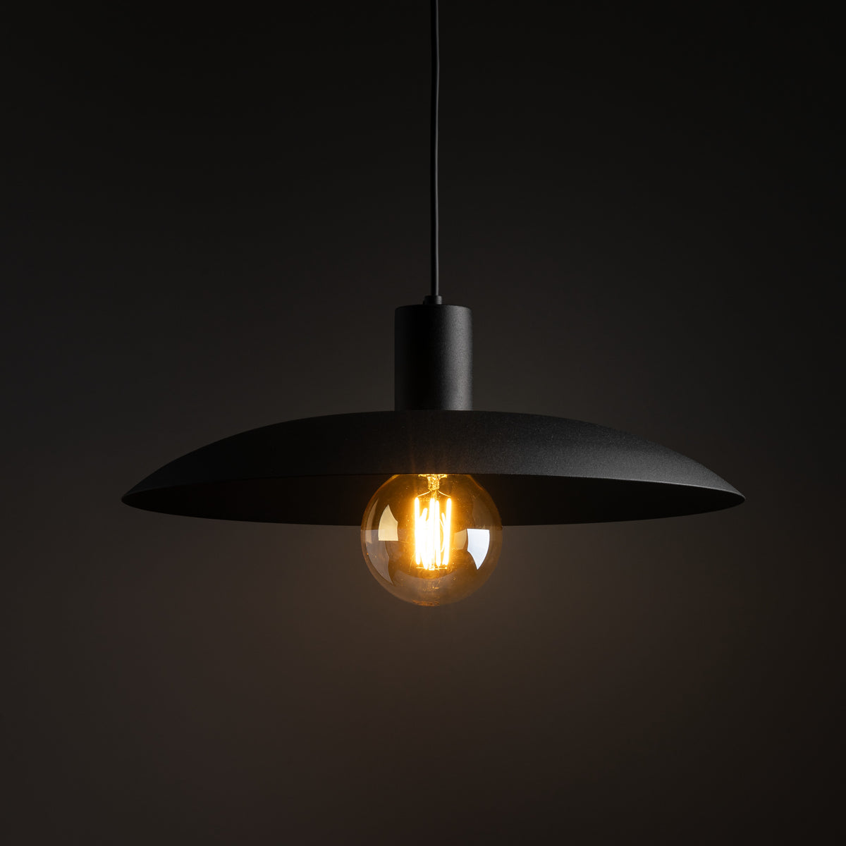 Lustră Astra din metal, negru
