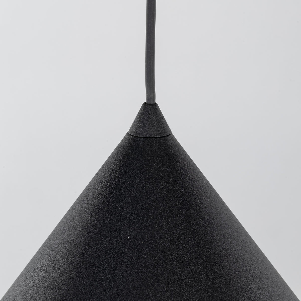 Lustră Cono din metal, negru, mărimea XL
