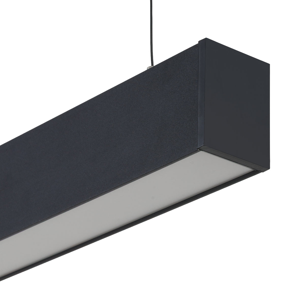 Capătul profilului Luxe Pro negru cu difuzorul opal