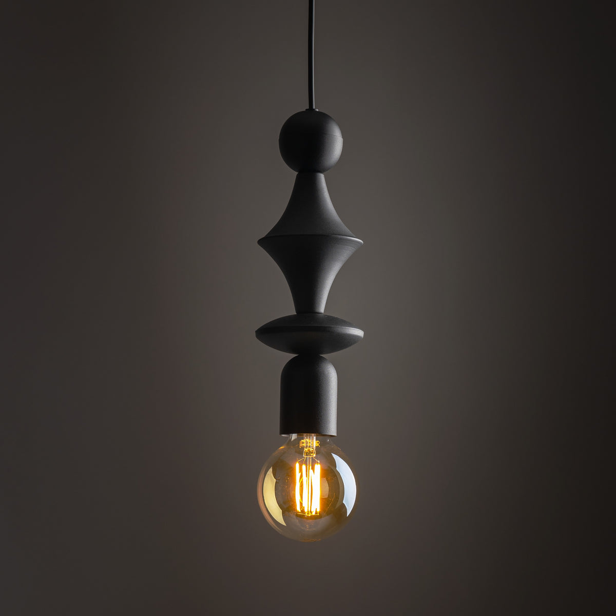Lustră Tower din metal, negru