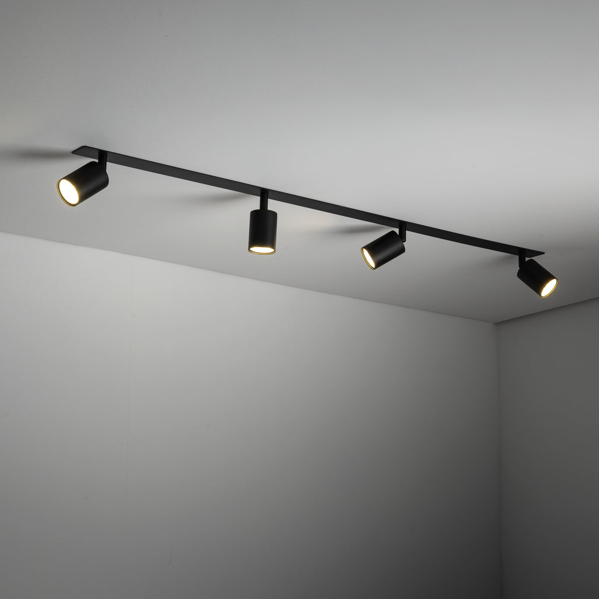 Plafonieră Nex încastrată din metal, negru, 4 becuri