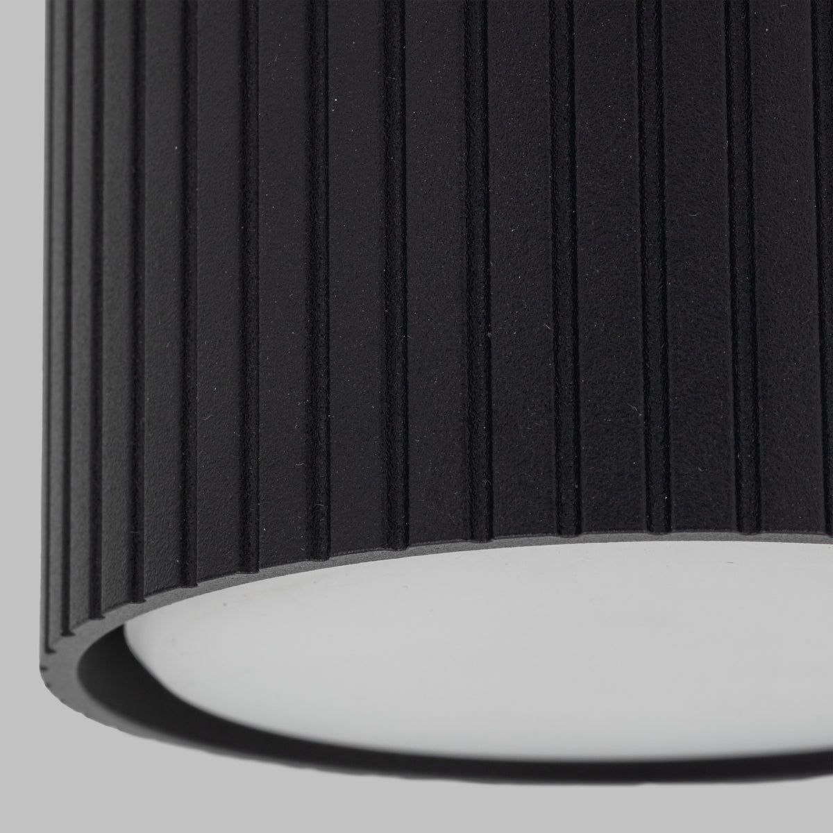 Spot Ferro din aluminiu, negru