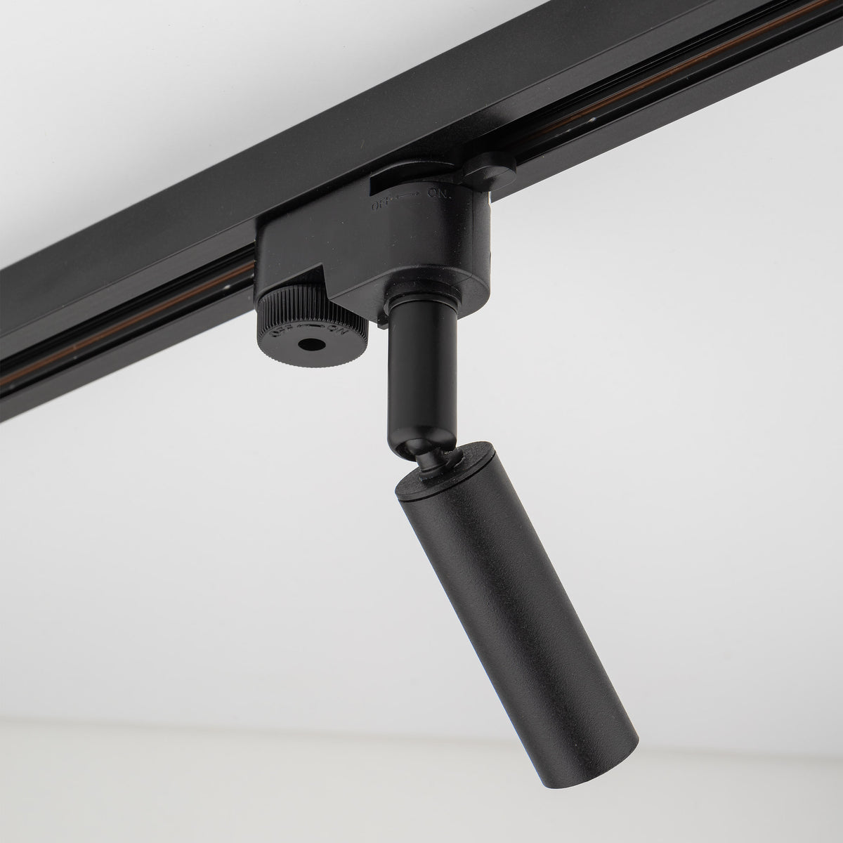 Spot pentru șină Tracer Lagos din metal, negru