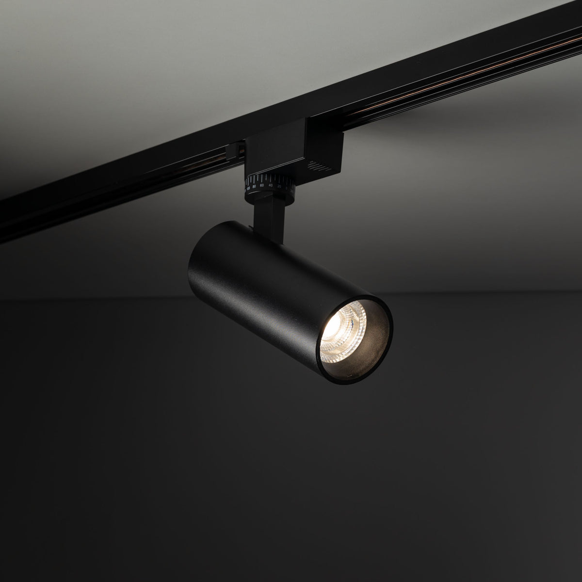 Spot pentru șină Tracer cu lumină reglabilă din metal, negru, 10 W